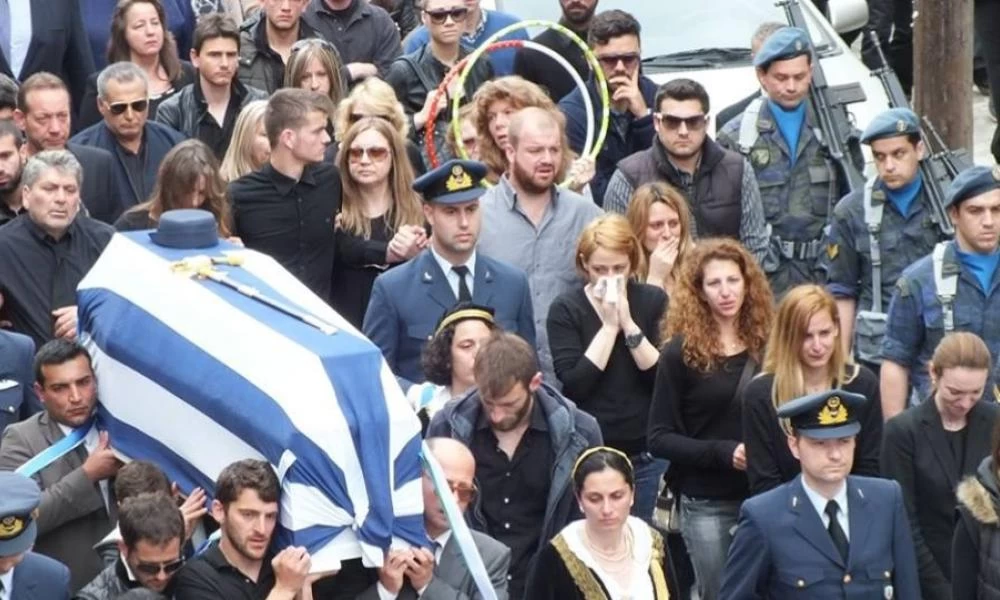 Να καταδικαστεί η αυτοκινητοβιομηχανία για το θάνατο της Πολλάτου